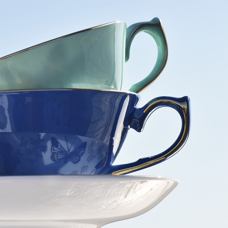 Coupe de café en céramique de luxe et Saucer
