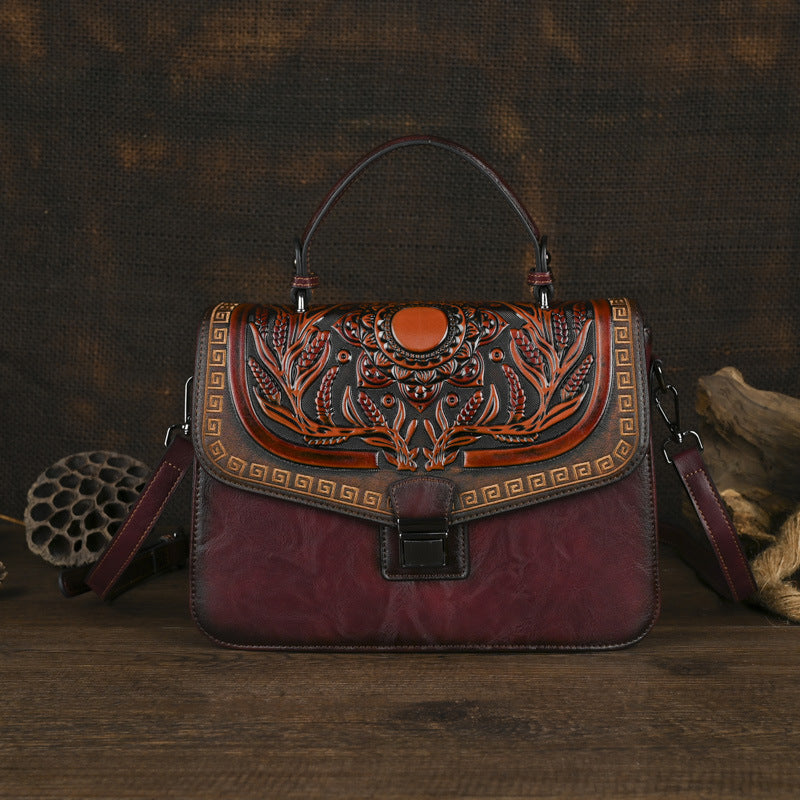 Sac à main artisanal avec une bande transversale et un design de bloc de couleur