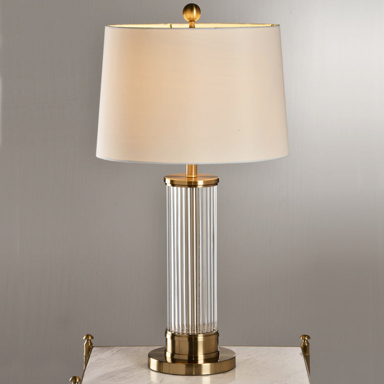 Creative American style Minimalist Designer Soft Furnishings Lampe de table de luxe légère