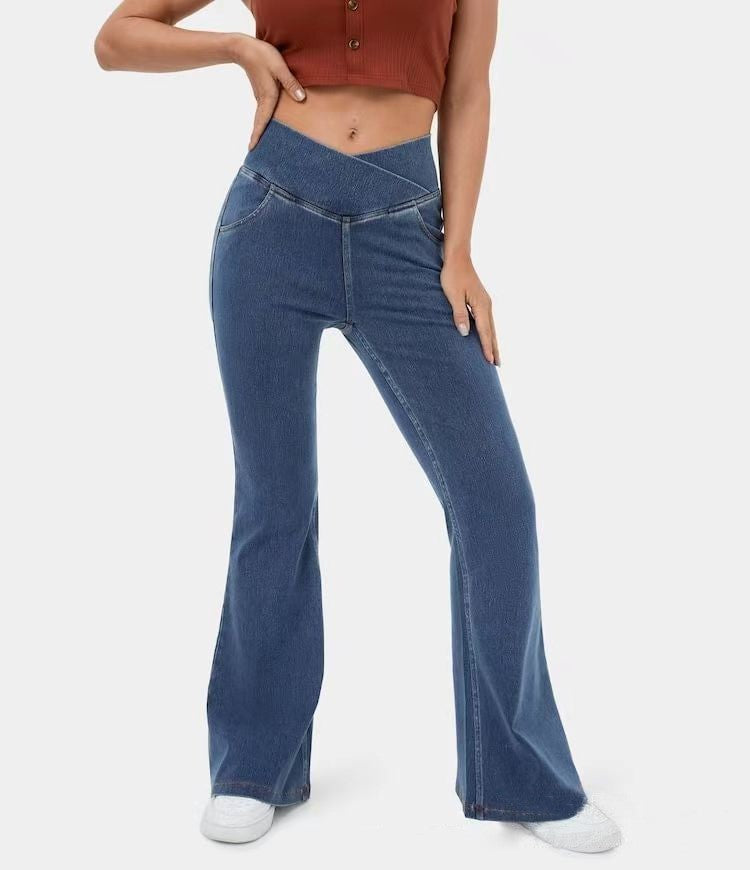 Jeans de croix évasés pour femmes