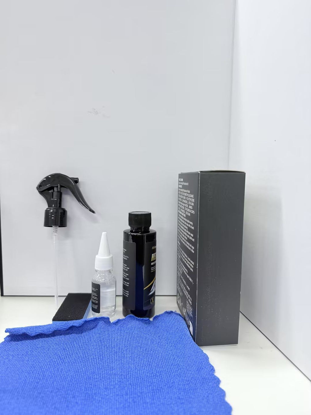 Hikmarion Automotive Headlight Lens Care Kit