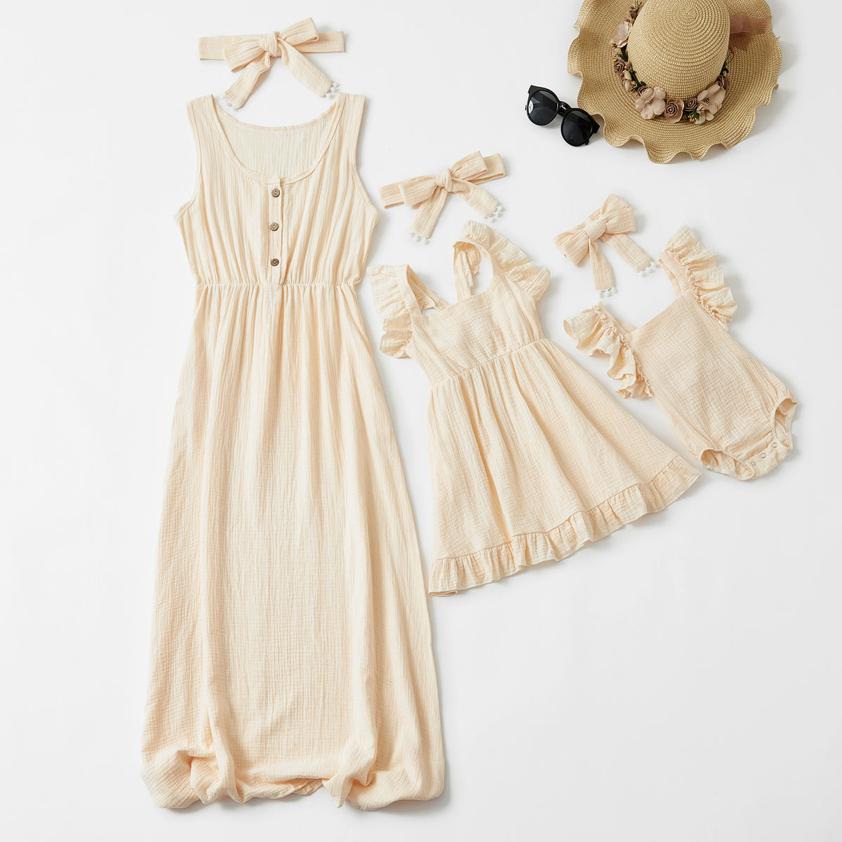 Vêtements de bébé pour mère et fille