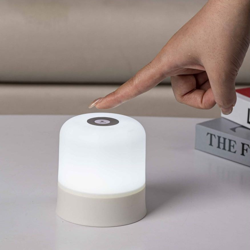 Lampe de chevet rechargeable à activation tactile