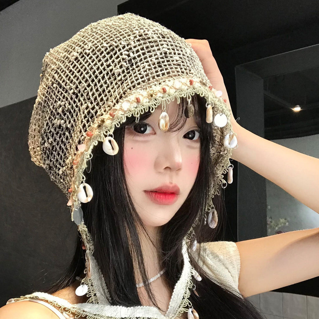 Chapeau en cuir pour femmes en forme de coquille