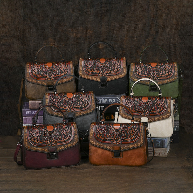 Sac à main artisanal avec une bande transversale et un design de bloc de couleur