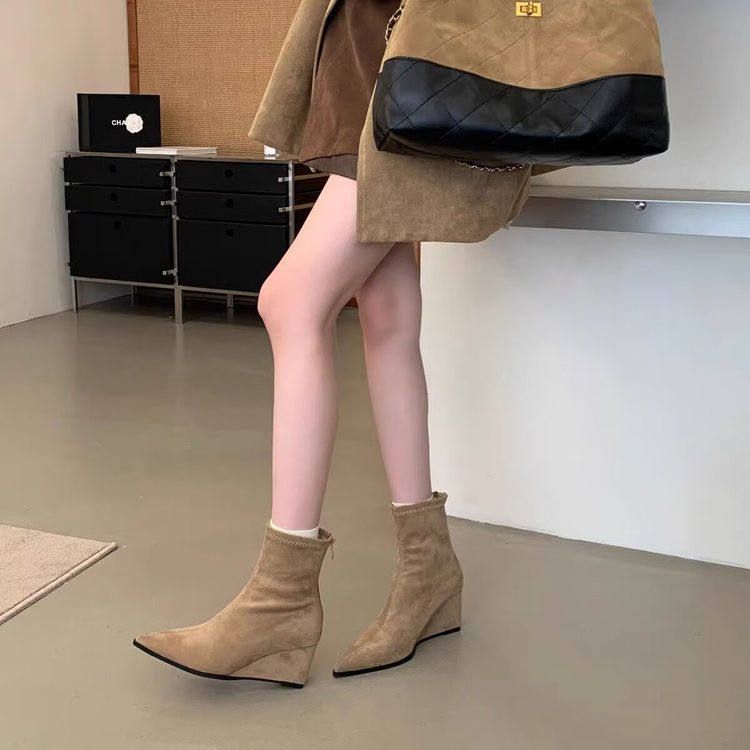 Bottes de mode pointues pour femmes de style européen & américain