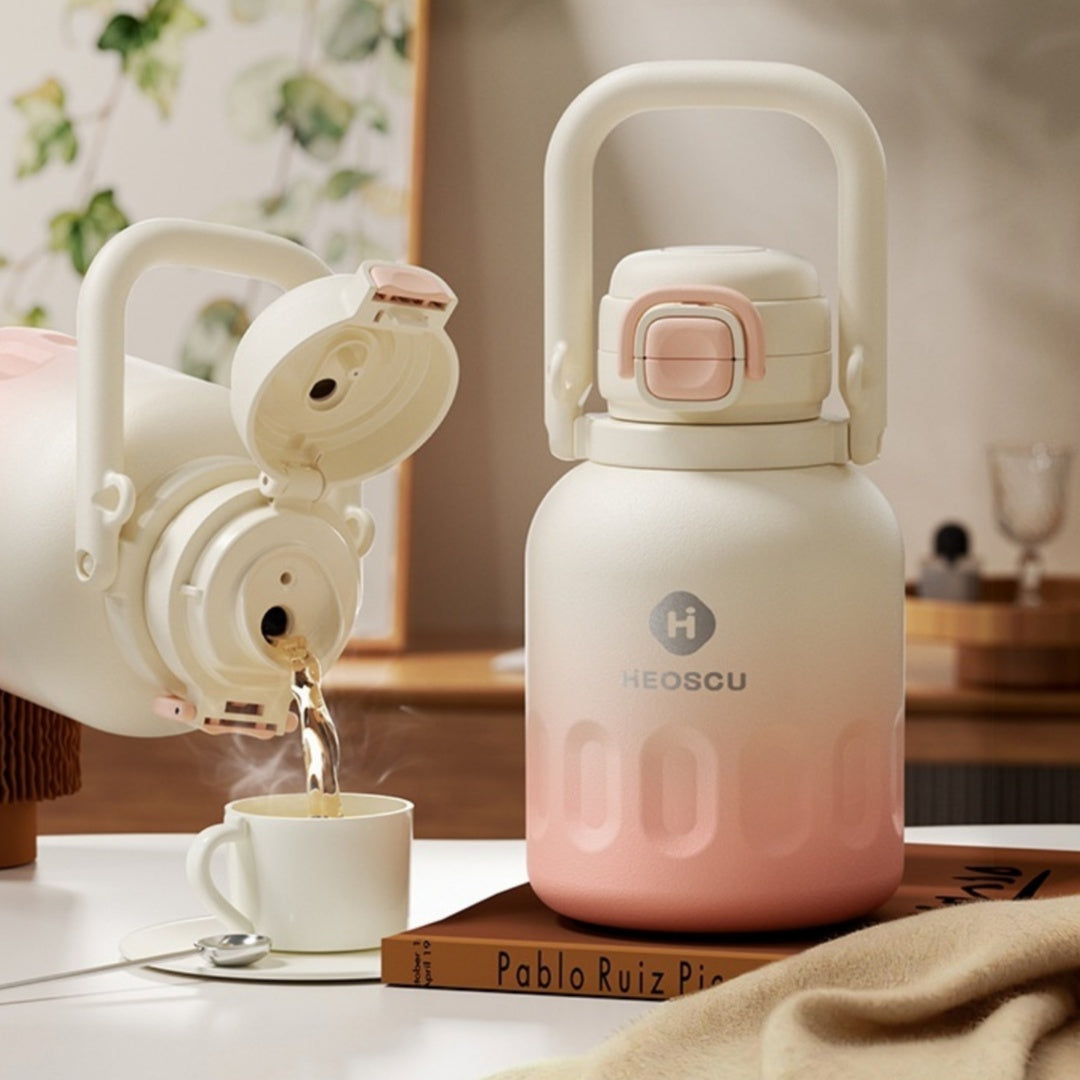 Bouteille d'eau de paille de grande capacité avec isolation