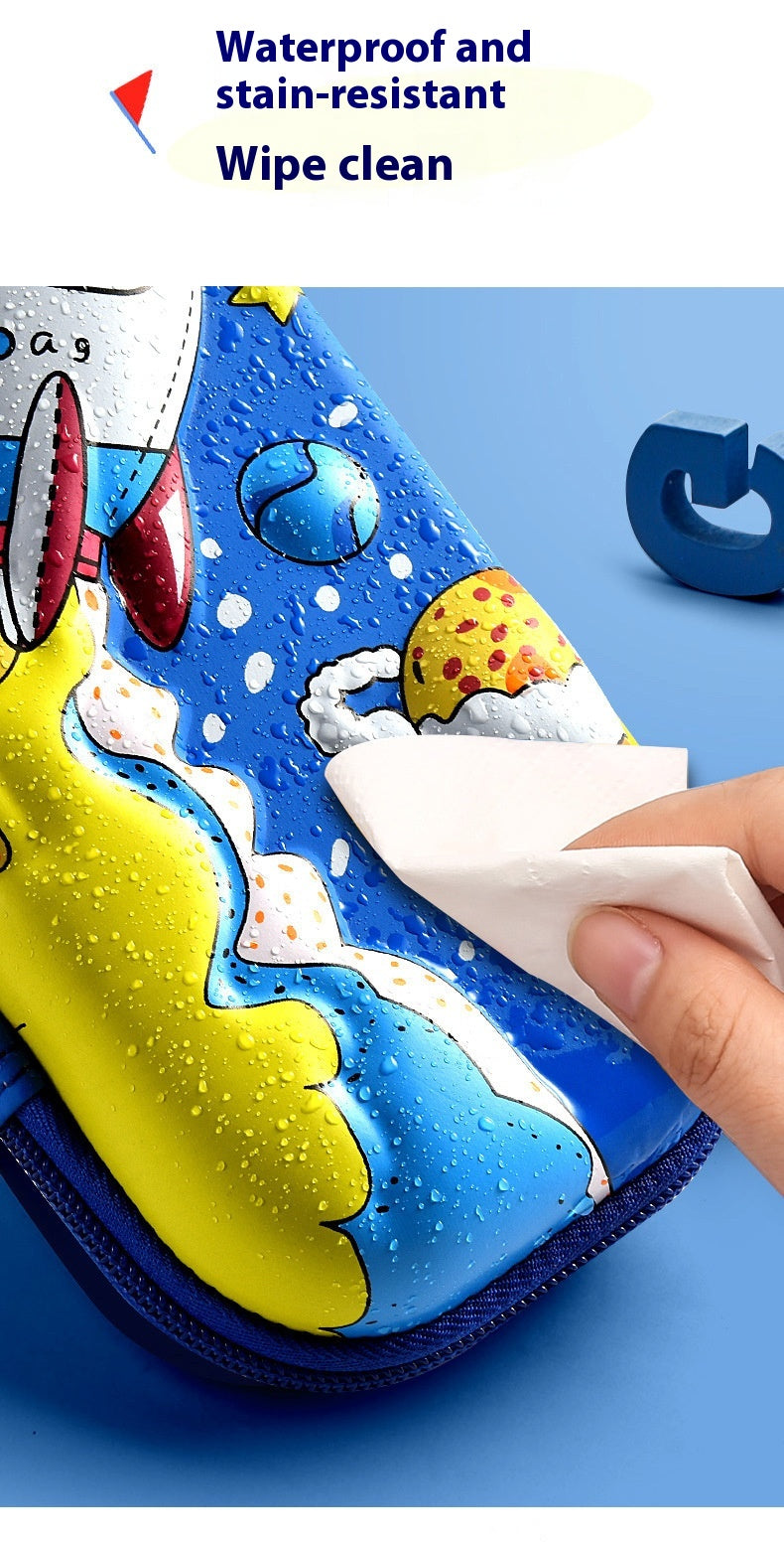 Boîte à crayons en cuir 3D