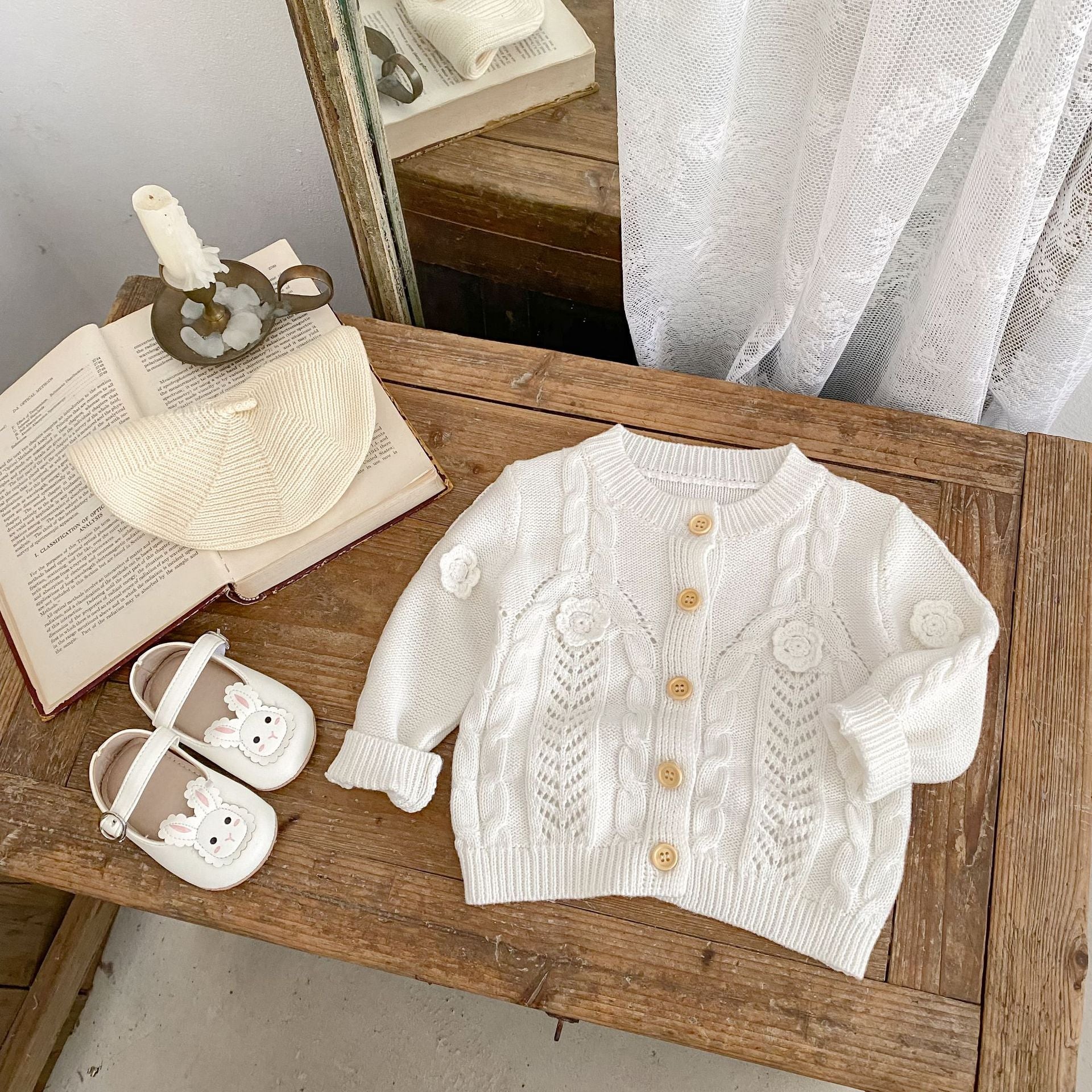 Bébé fille main au Crochet Fleurs Twist tricot Veste en coton pur