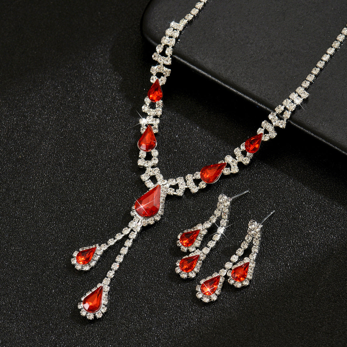 Ensemble de boucles d'oreilles et colliers de 2 pcs pour femmes