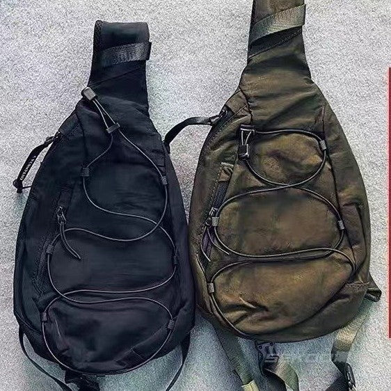 Style de rue Hommes Grande capacité sac poitrine Cool et personnalisé CP Design