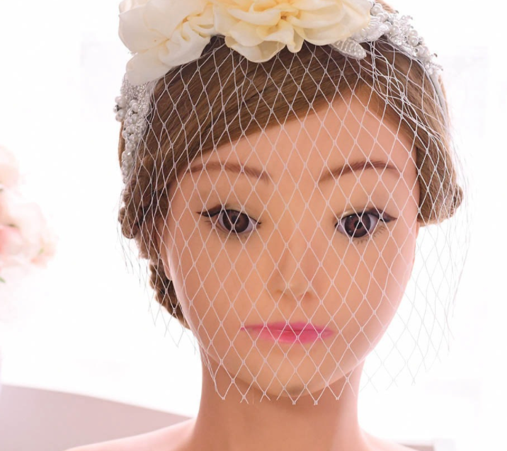 Mariée Veil Petit chapeau haut bandeau exagéré Fleur tridimensionnelle