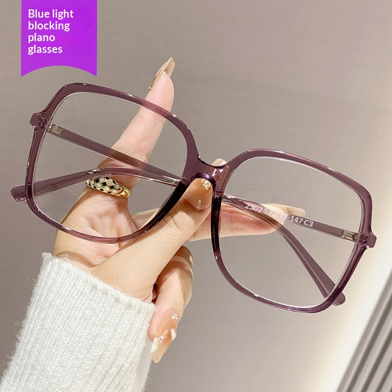 Verres surdimensionnés noirs parfaits pour un look sans maquillage
