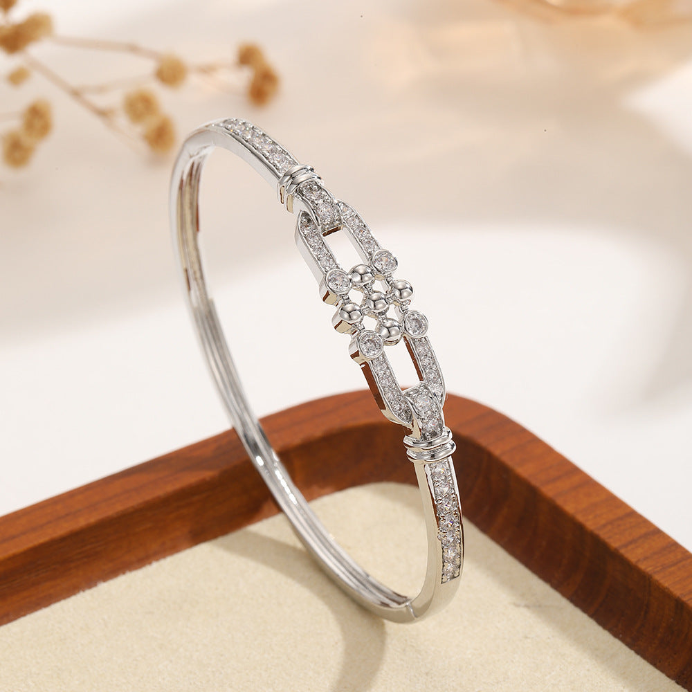 Middle Eastern style Fashion Horseshoe Buckle Bracelet pour femmes Vibe de luxe légère