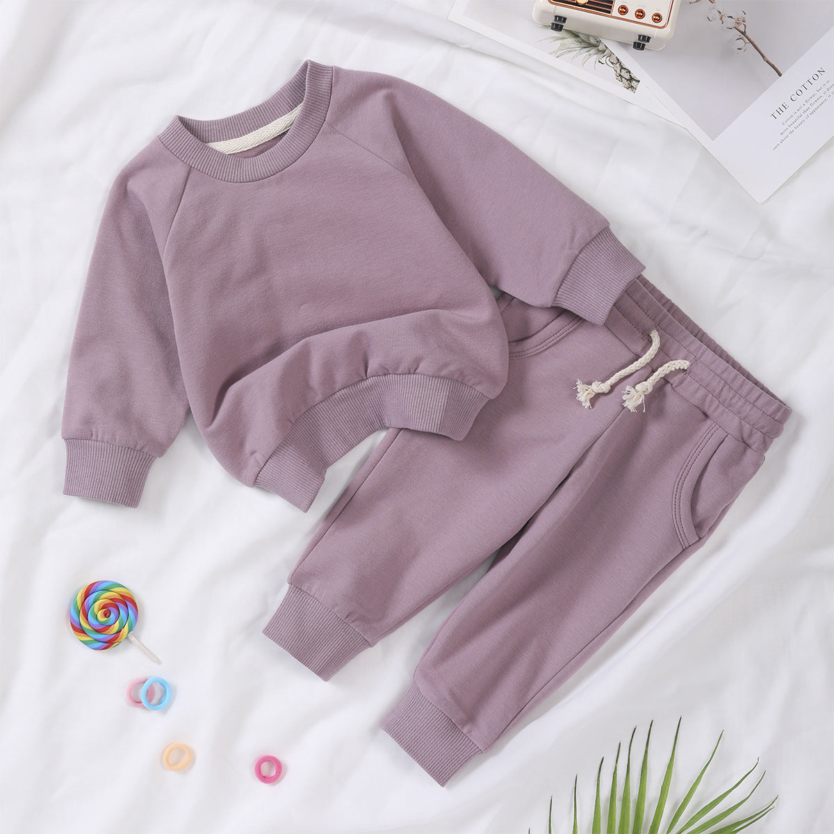 Chemise et pantalons pour enfants