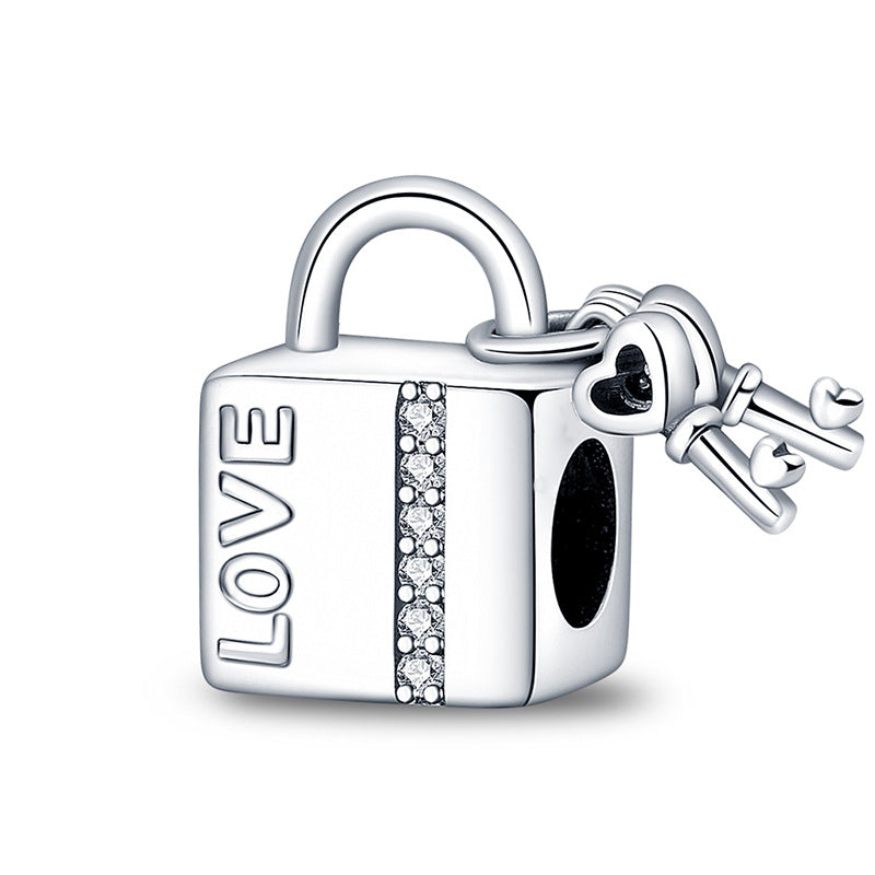 Accessoire pendentif à clé de verrouillage cardiaque rétro