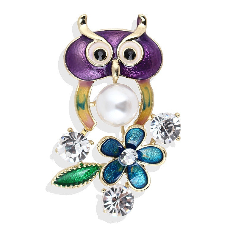 Variété de broches émaillées d'animaux adorables