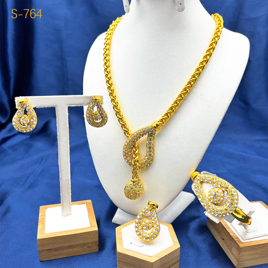 Meilleures ventes Dubai Bride 24k Collier plaqué or Bracelet Boucle d'oreille Bague de quatre pièces