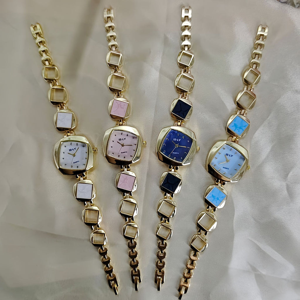 Montres créatives pour femmes Niche Design avec un bracelet en diamant irrégulier
