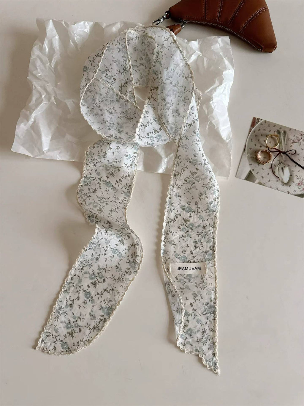 Style coréen Rétro Floral longue écharpe en soie