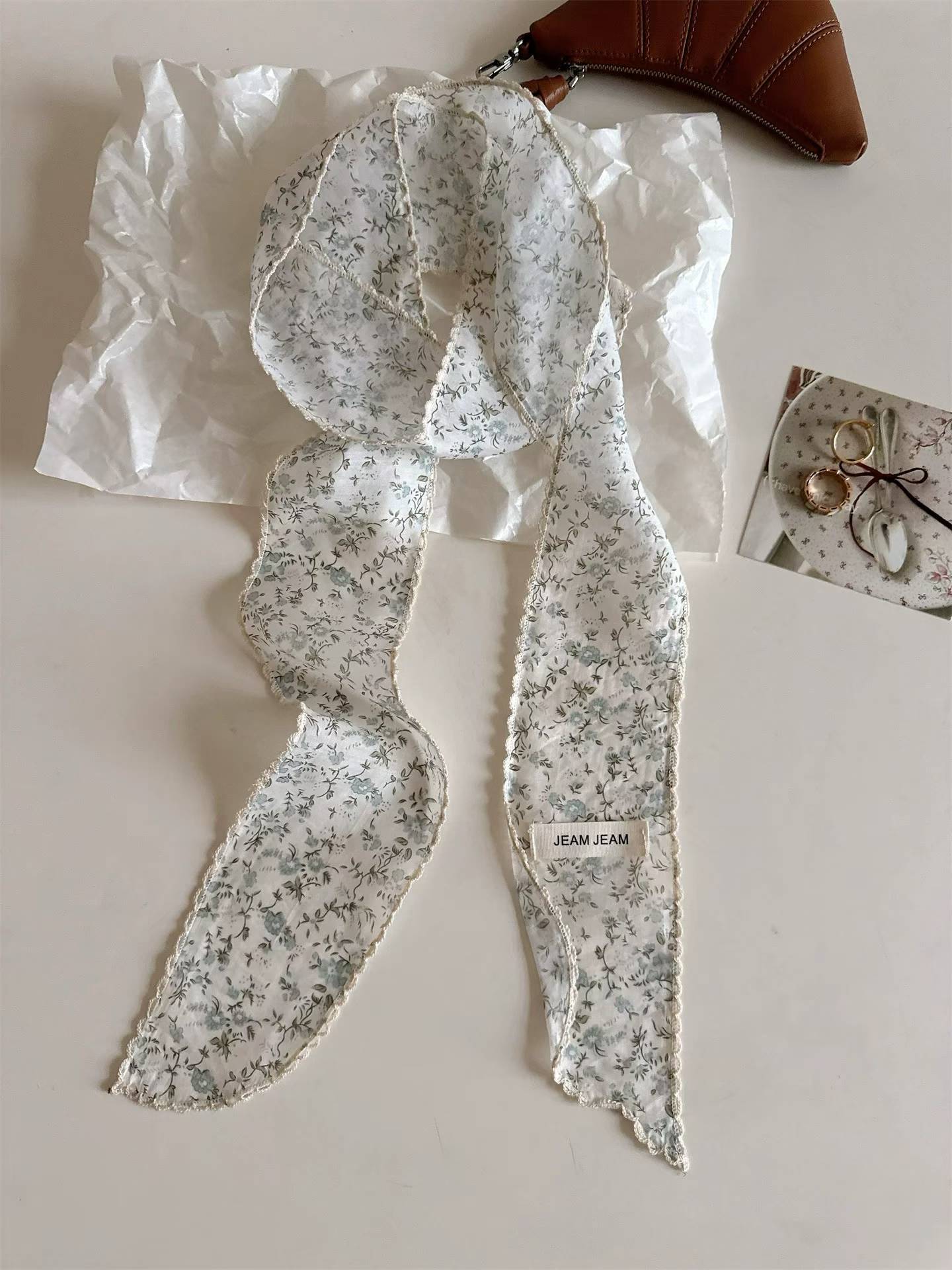 Style coréen Rétro Floral longue écharpe en soie