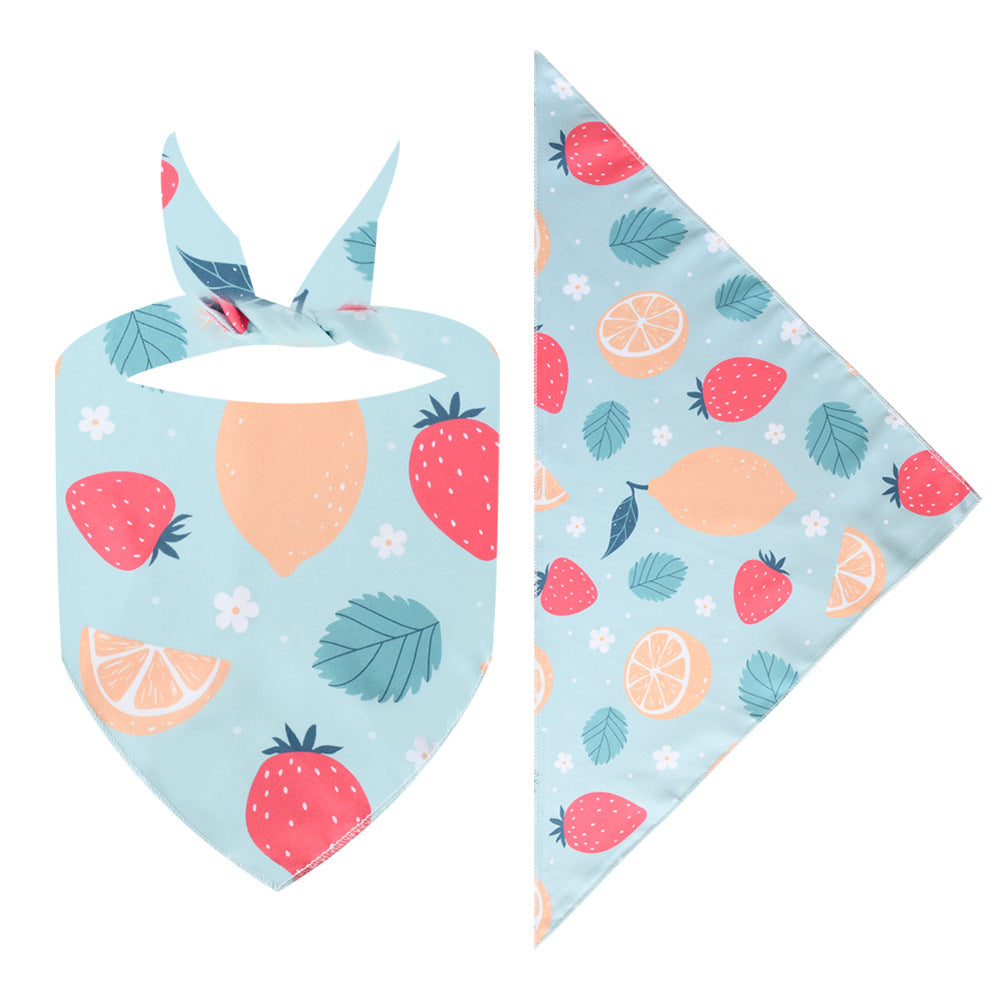 Dessin animé Triangle d'animal de compagnie frais Fruit Polyester imprimé Chat et chien Saliva Serviette écharpe Qui