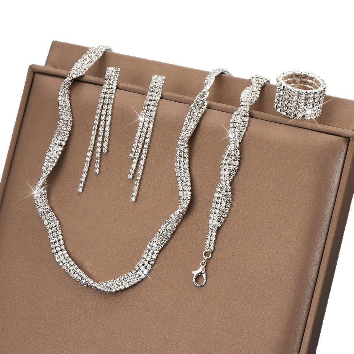 Design créatif personnalisé Collier tressé en strass argenté