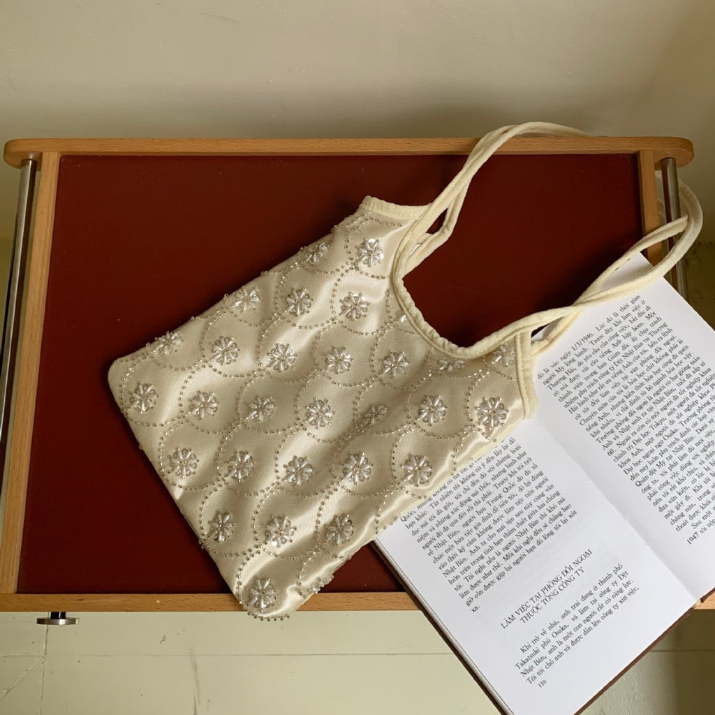 Sac à épaule polyvalent brodé en perles