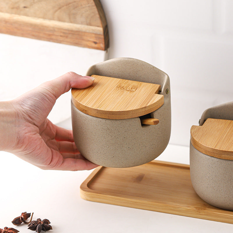 Boîte en céramique de style japonais avec serti à trois pièces de sertissage sel et S