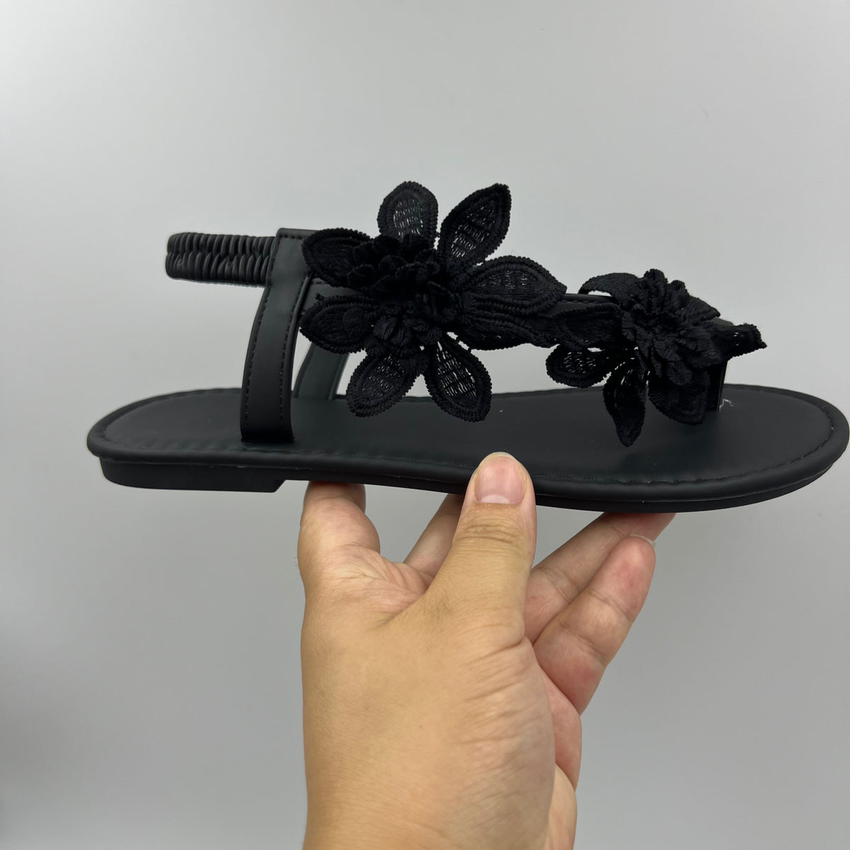 Sandales plates de broderie florale européenne pour femmes