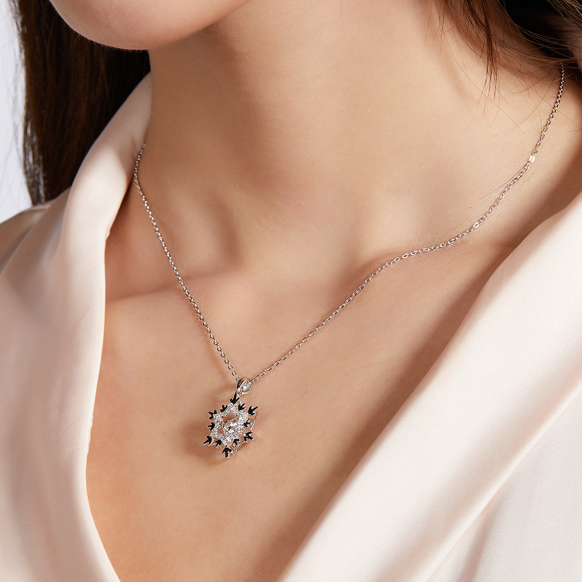 S925 Argent Sterling 0.5ct D Couleur VVS1 Moissanite Lac de neige Collier 45cm Platine plaqué