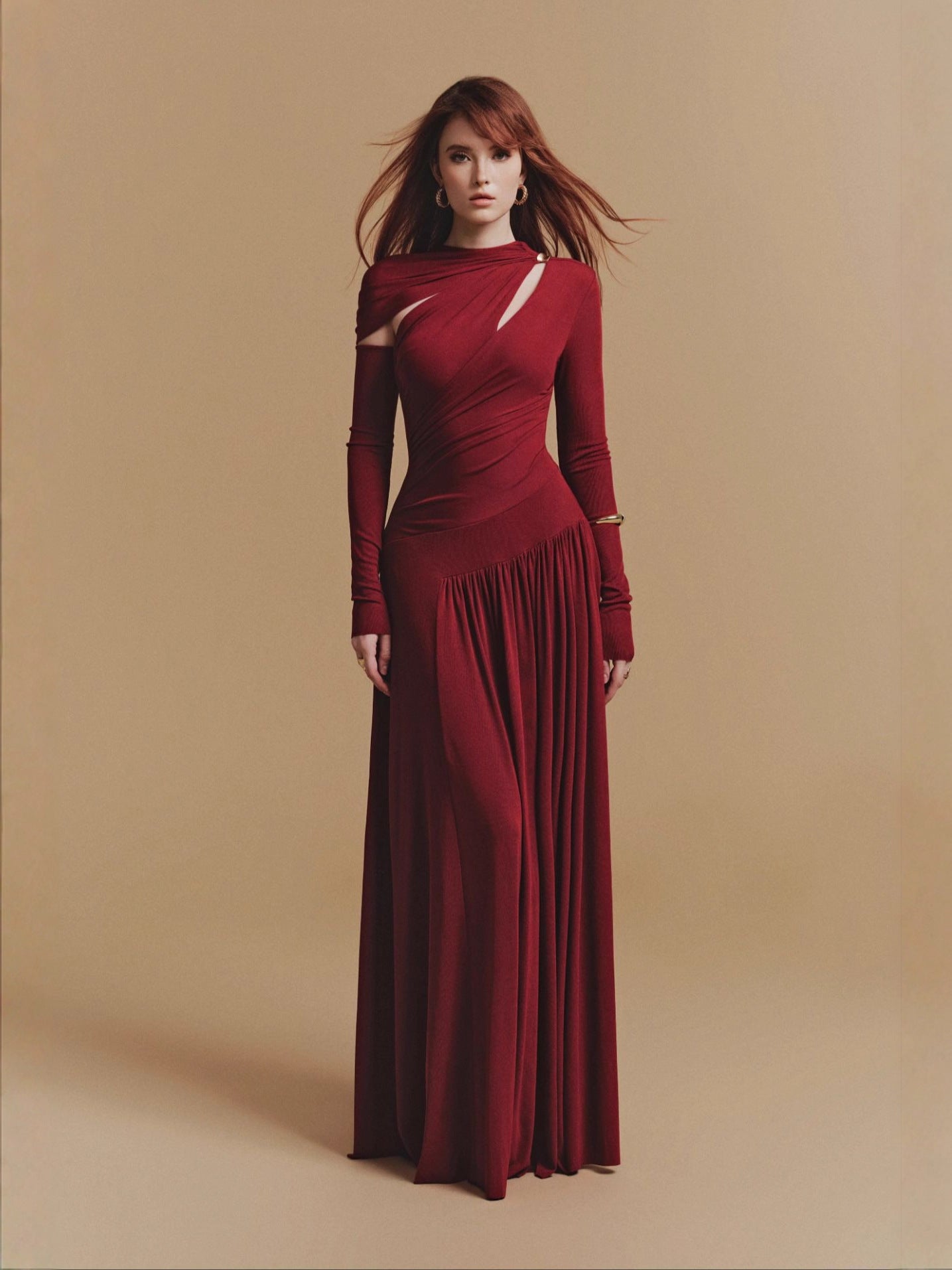 Robe asymétrique à manches longues Maxi