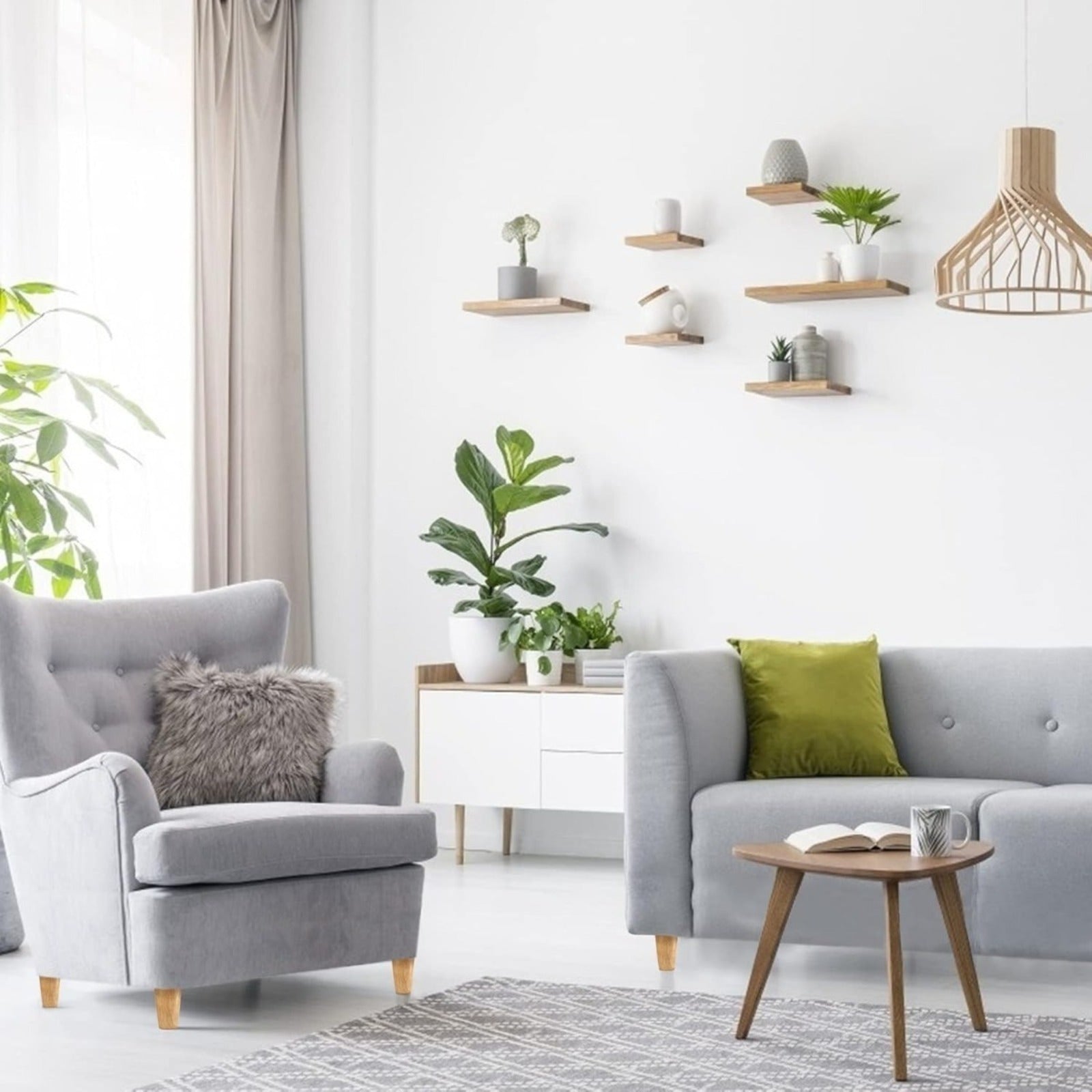 4 pieds de meubles en bois avec 28 vis