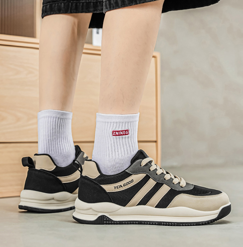 Sneakers de style orteil large Cortez pour hommes