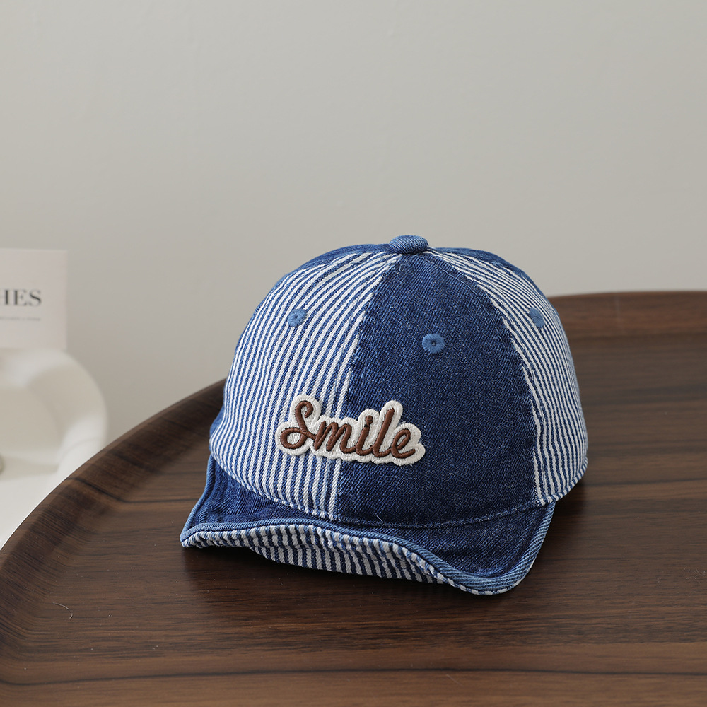 Bandes de patchwork Lavées Beanie bébé denim avec lettre Patch Soft Brim Casquette de baseball pour Ou