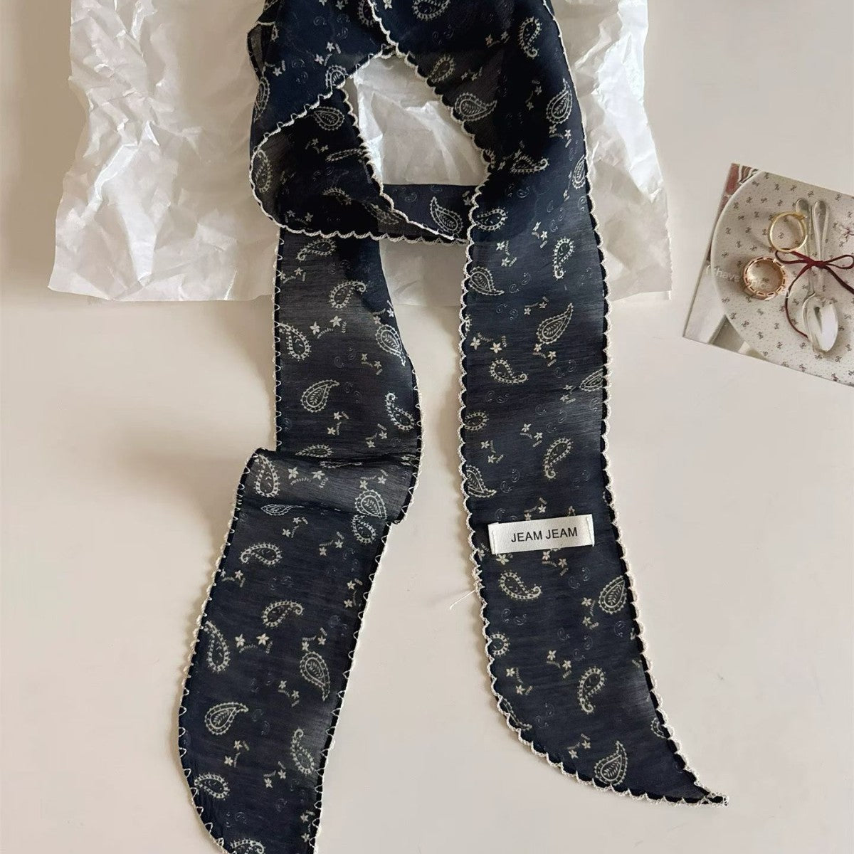 Style coréen Rétro Floral longue écharpe en soie