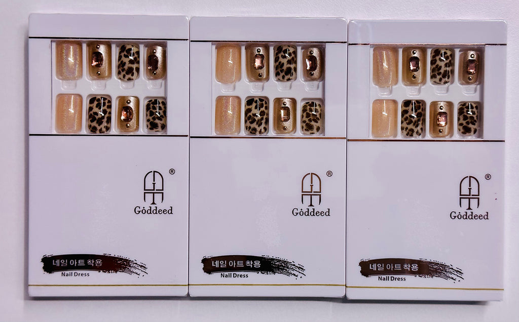 Appuyez sur les ongles GD329