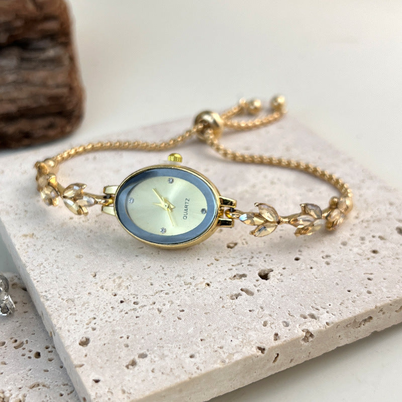 Ovale bracelet montre Luxury Retro Exquise Niche montre femme haute qualité Quartz Watc