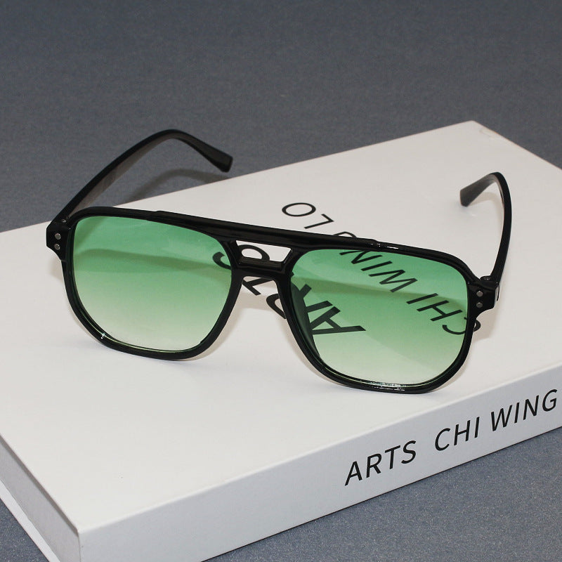 Lunettes de soleil à double pont carrées