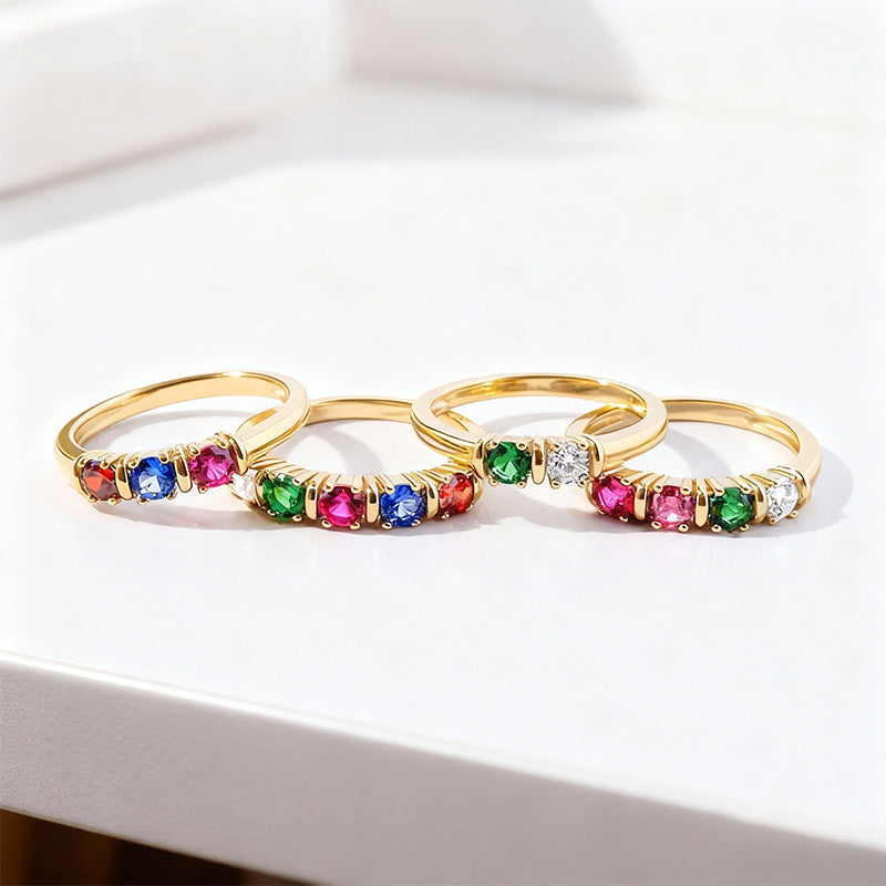 Anneau de Zircon à la mode et tendance