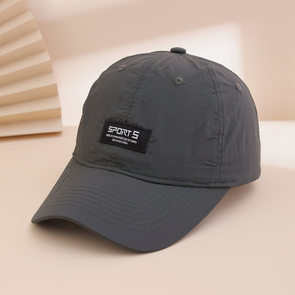 Version coréenne d'une simple lettre brodée de couleur solide Séchage rapide Casquette de baseball avec A