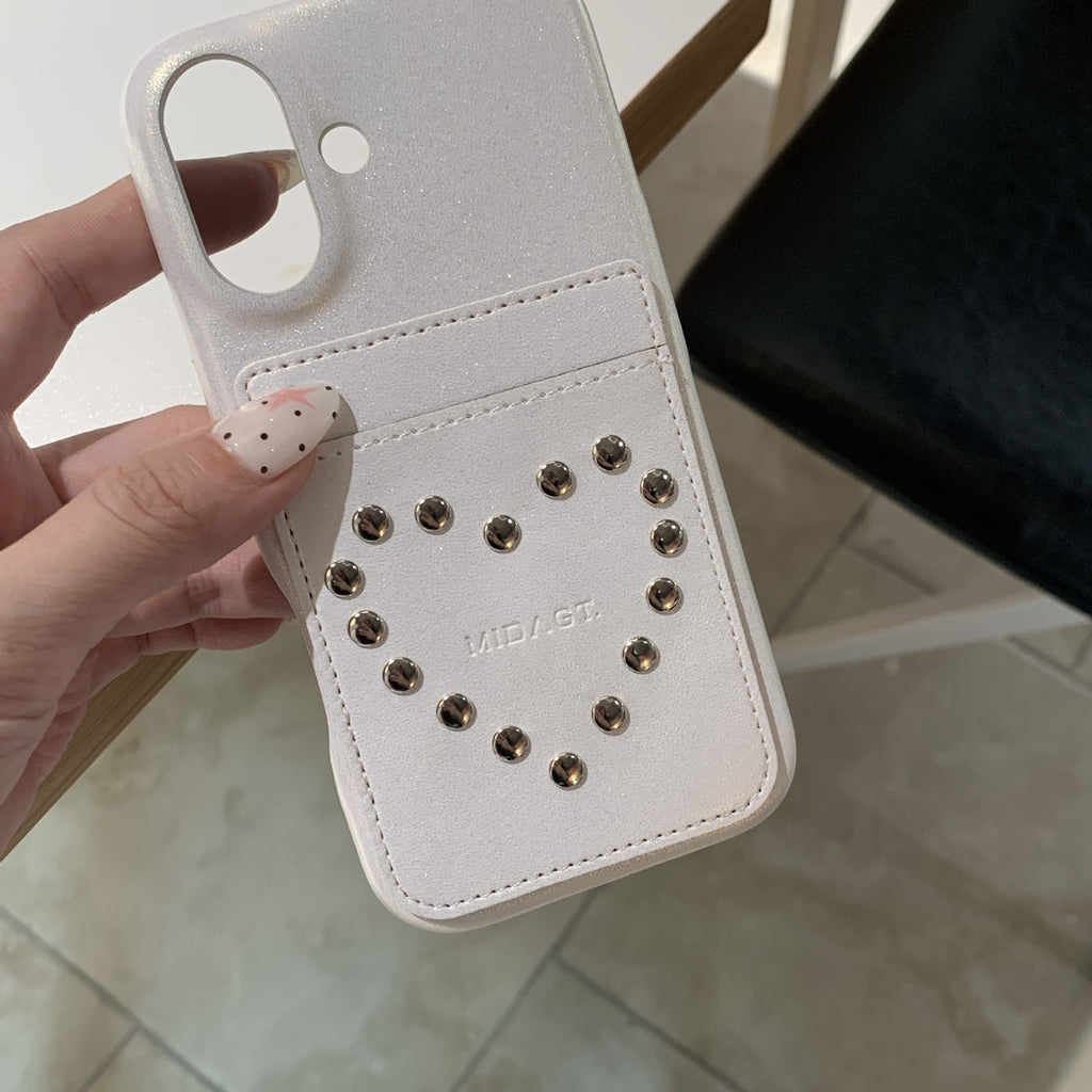 Coque simple en forme de coeur pour le 16 Pro Max