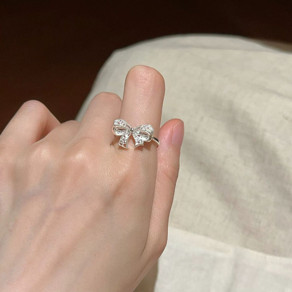Sweet Elegant Hollow Anneau pour femmes