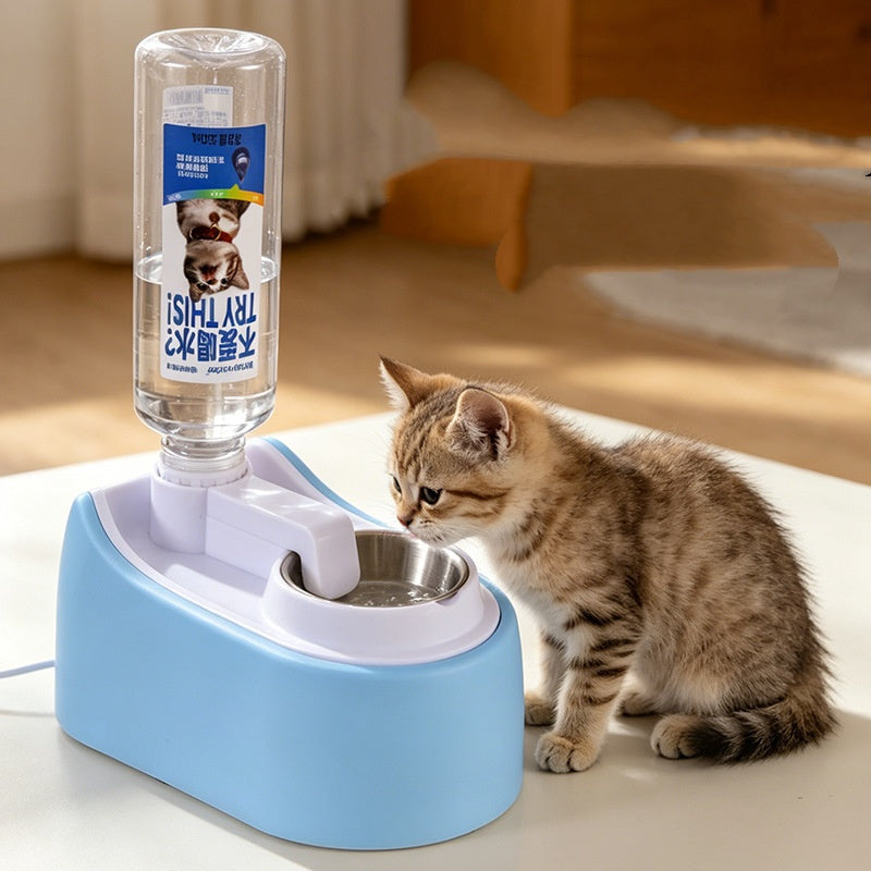 Produit de la fontaine d'eau de chat sans fil filtré