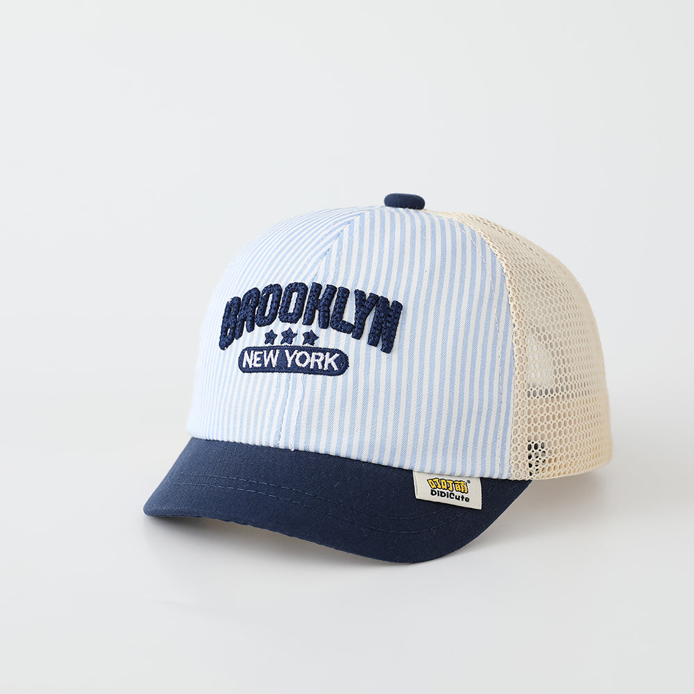 Casquette de baseball pour les enfants rayés multicolores en mailles pour l'été