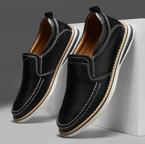 Chaussure en cuir casual avec pointure à la main