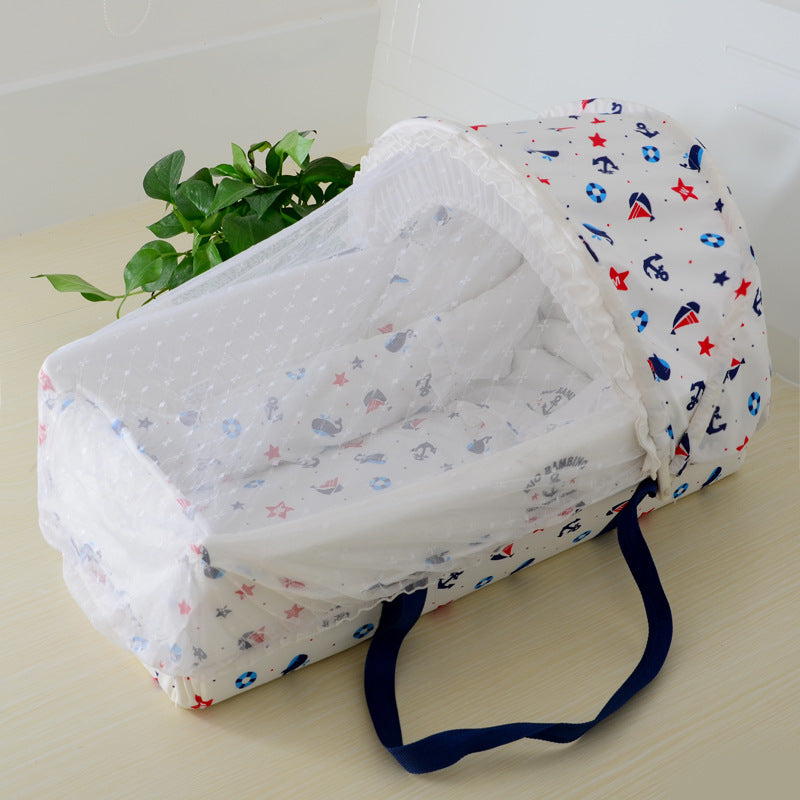 Crib portable avec berceau dans le lit