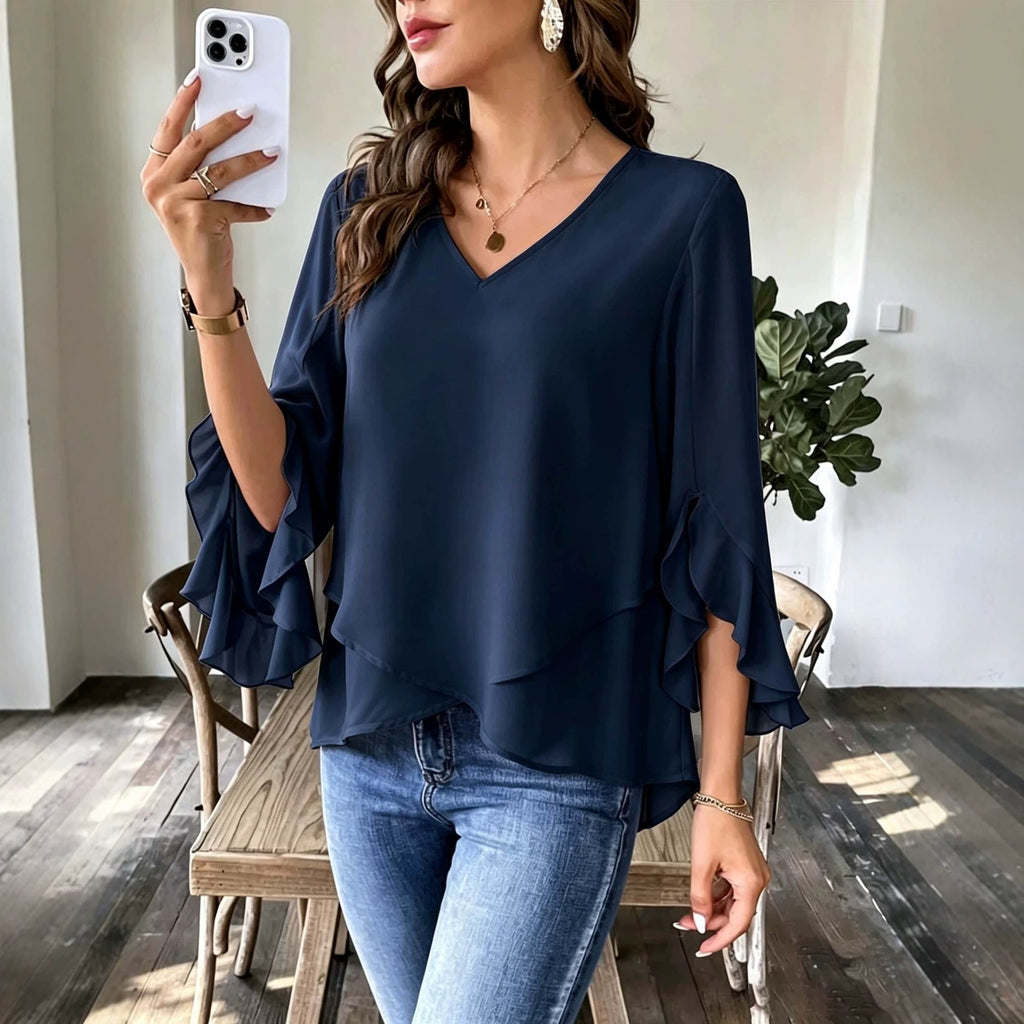Top femme à col V avec manches volantes