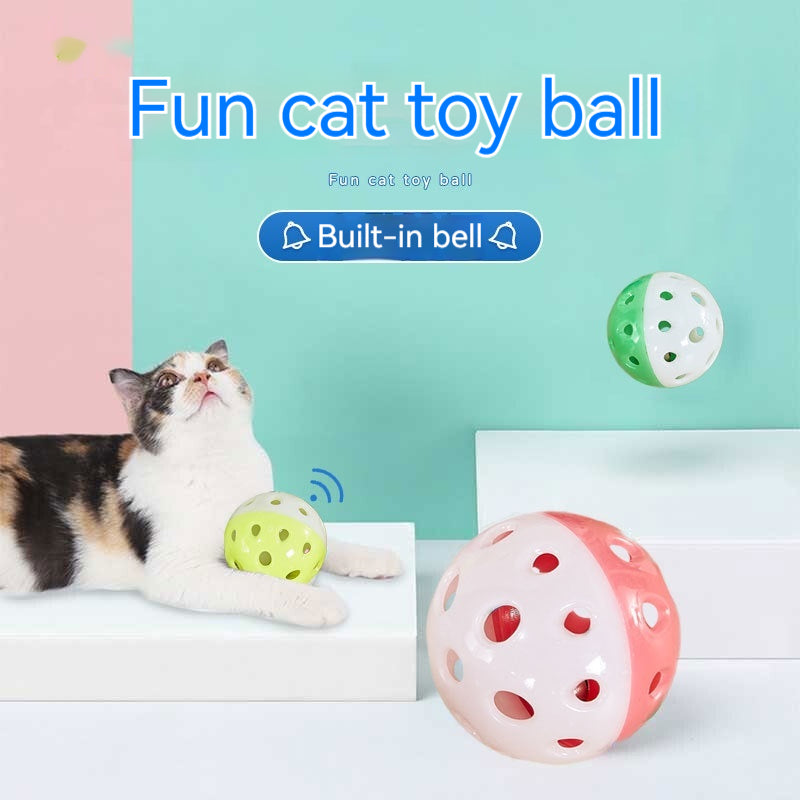 Jouet de chat d'animal Équipement de sonorisation interactive Bell en plastique Hollow Out