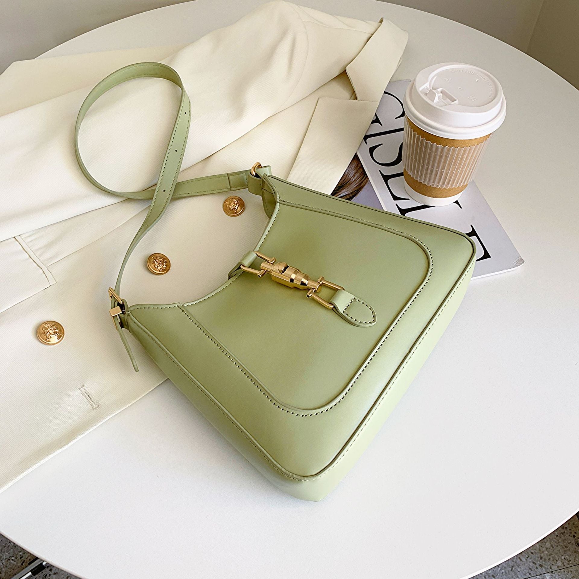 Sac texturé de style occidental en forme de baguette